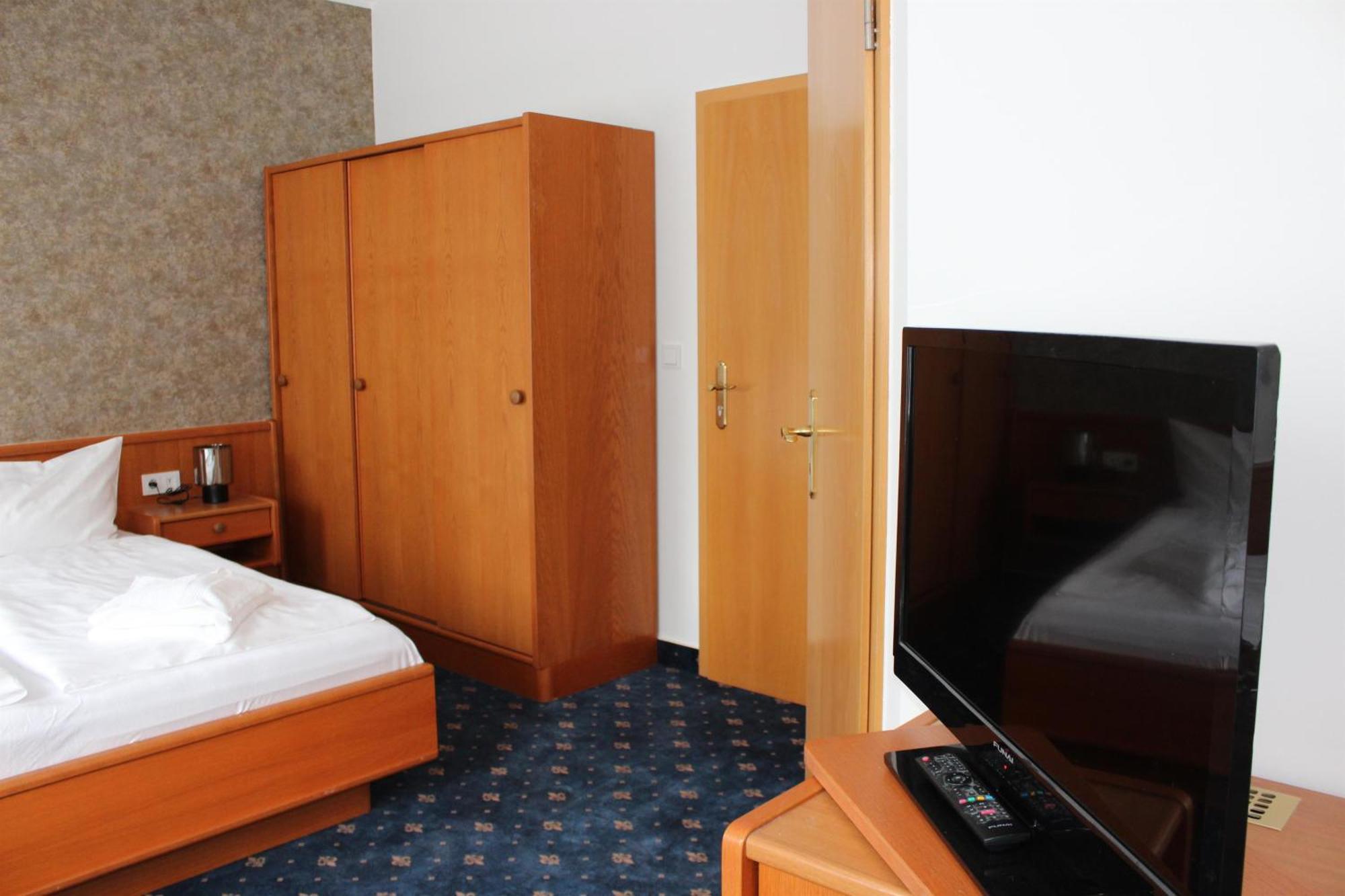 Hotel Saechsisches Haus Berggiesshubel Екстер'єр фото