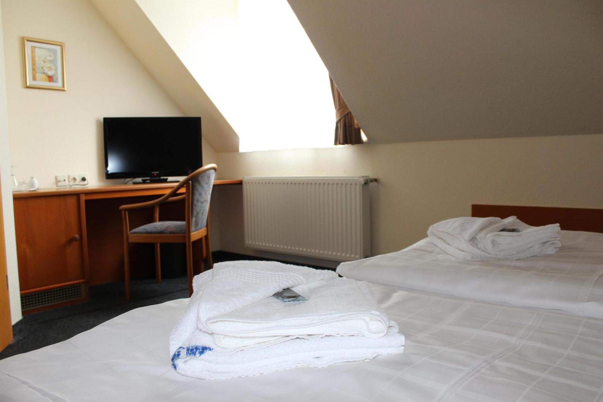Hotel Saechsisches Haus Berggiesshubel Екстер'єр фото