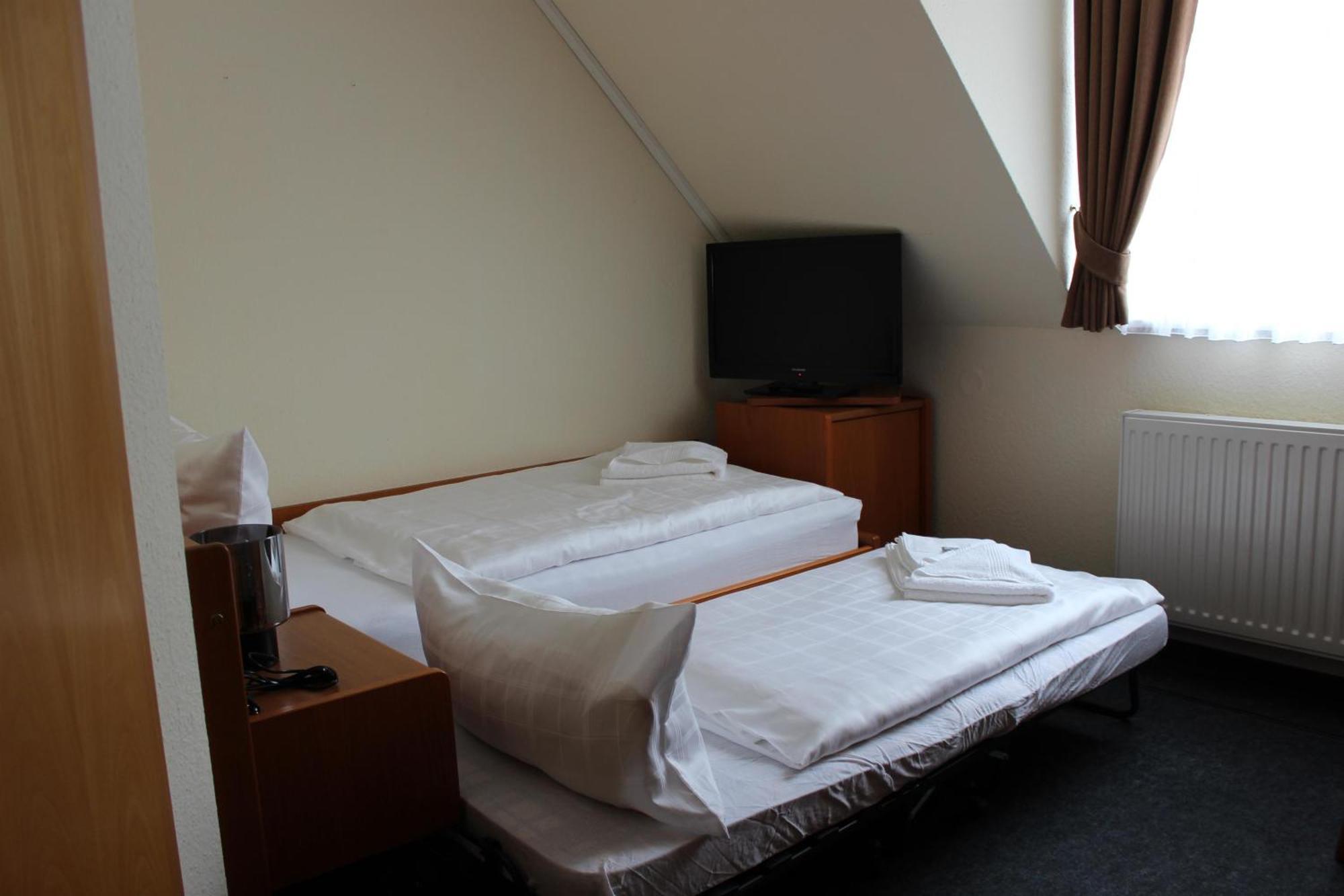 Hotel Saechsisches Haus Berggiesshubel Екстер'єр фото