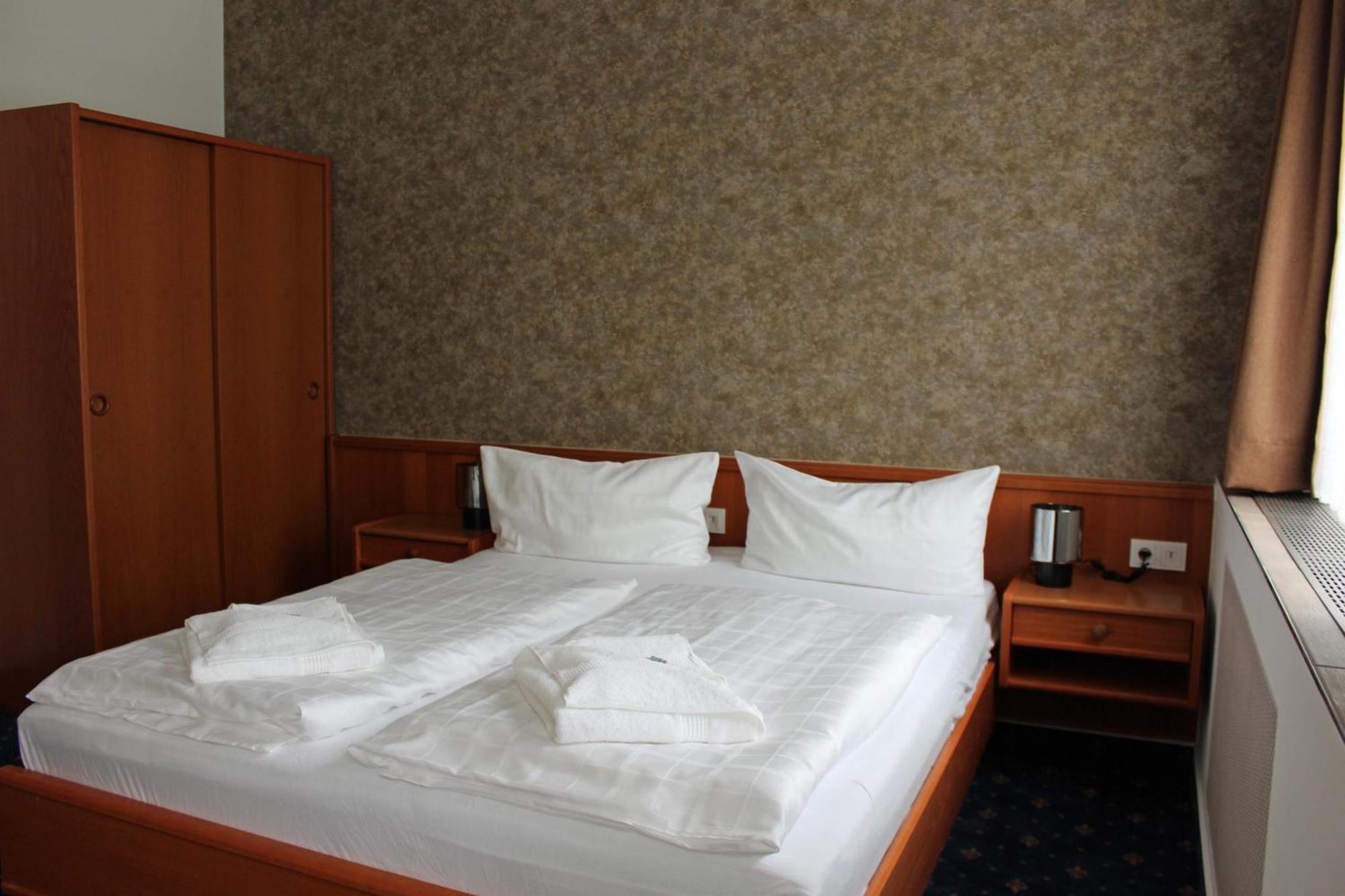 Hotel Saechsisches Haus Berggiesshubel Екстер'єр фото